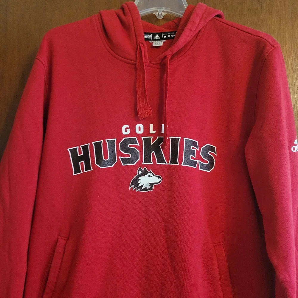 Adidas NIU Huskies Hoodie Sweatshirt Mens Medium M Red Long Sleeve Pullover NCAA
